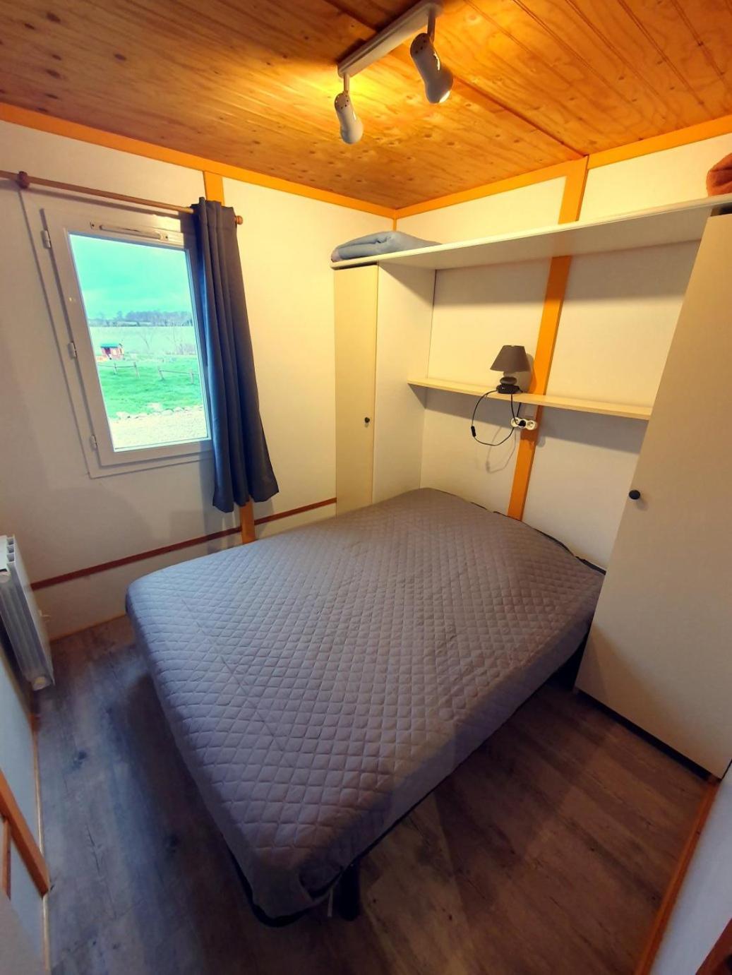 Les Chalets Du Quignon Autry-le-Chatel المظهر الخارجي الصورة