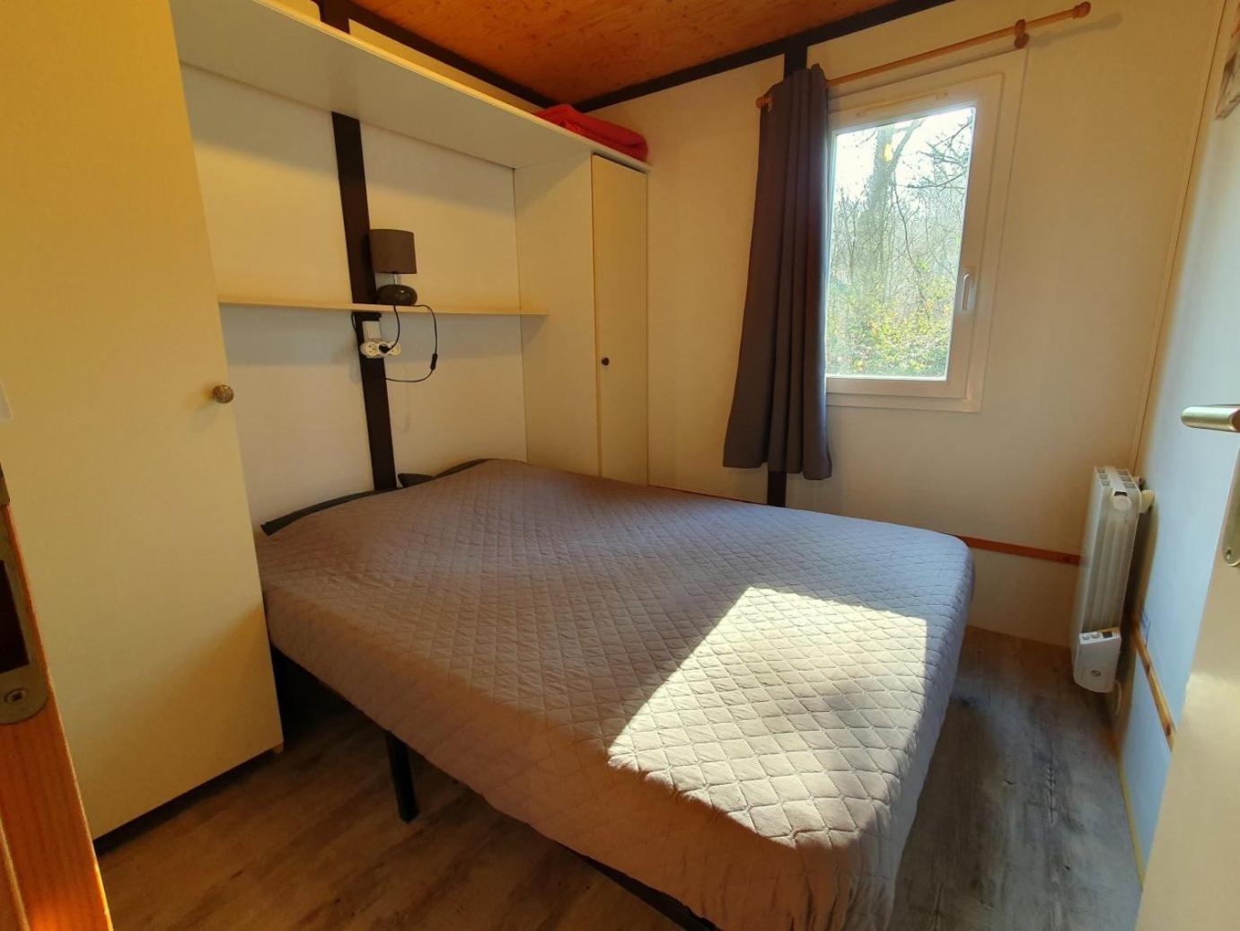 Les Chalets Du Quignon Autry-le-Chatel المظهر الخارجي الصورة